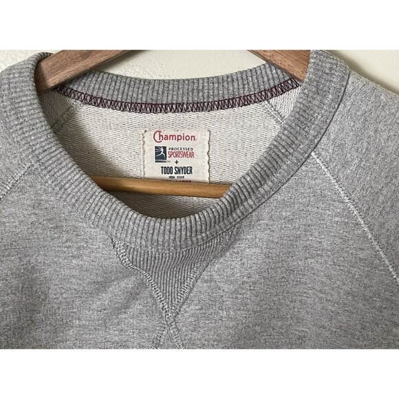Todd Snyder x Champion Grey Banded Arm Stripe V Crewneck Sweatshirt Large - Picture 3 of 14